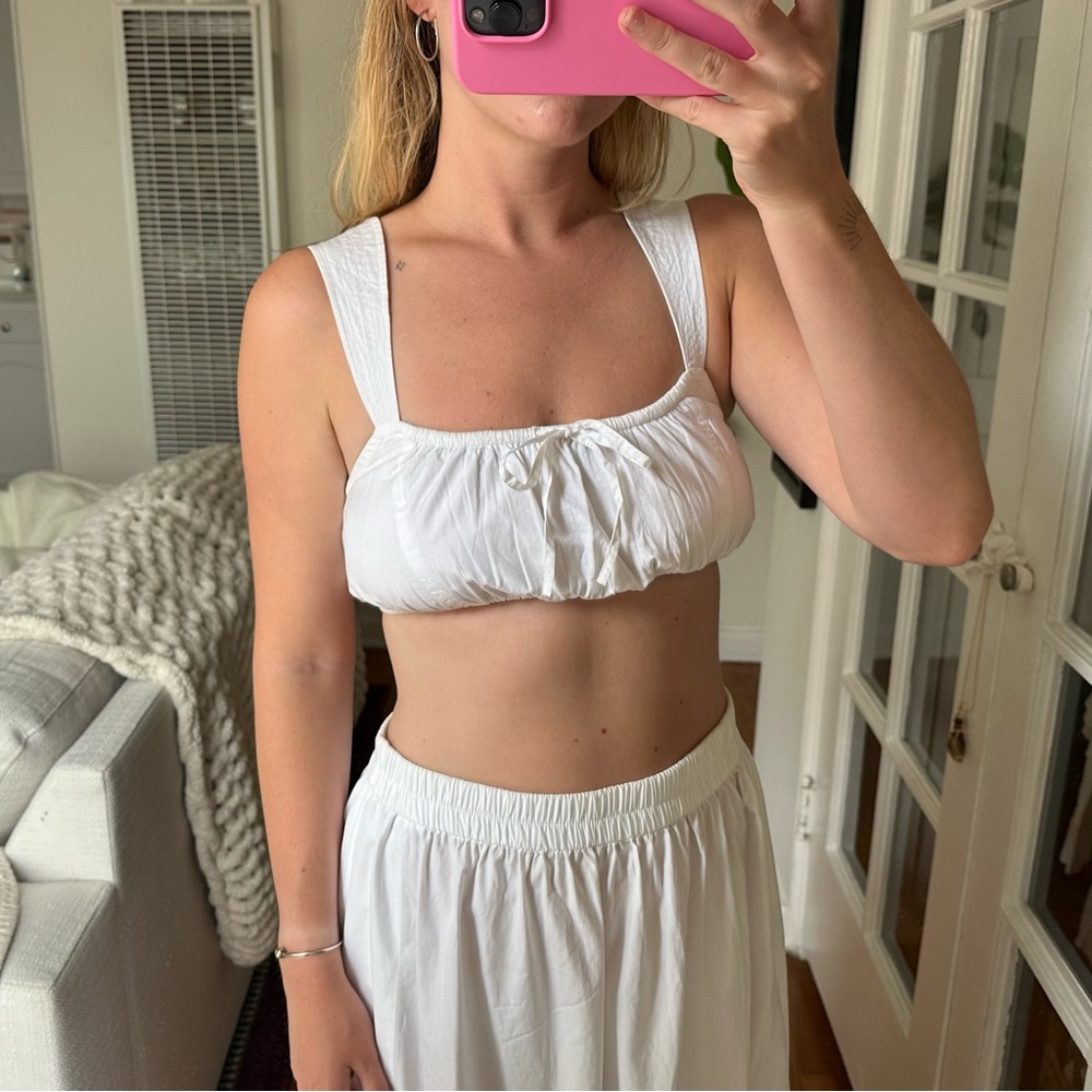 Aritzia White Crop Top